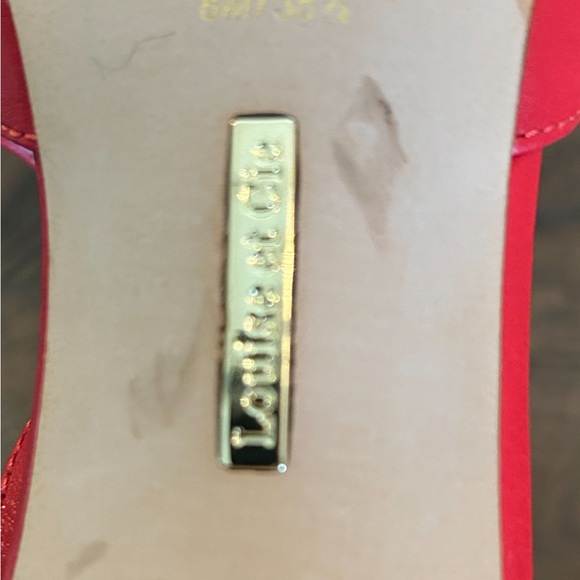 Louise et Cie Strap Red Pump - Picture 4 of 8